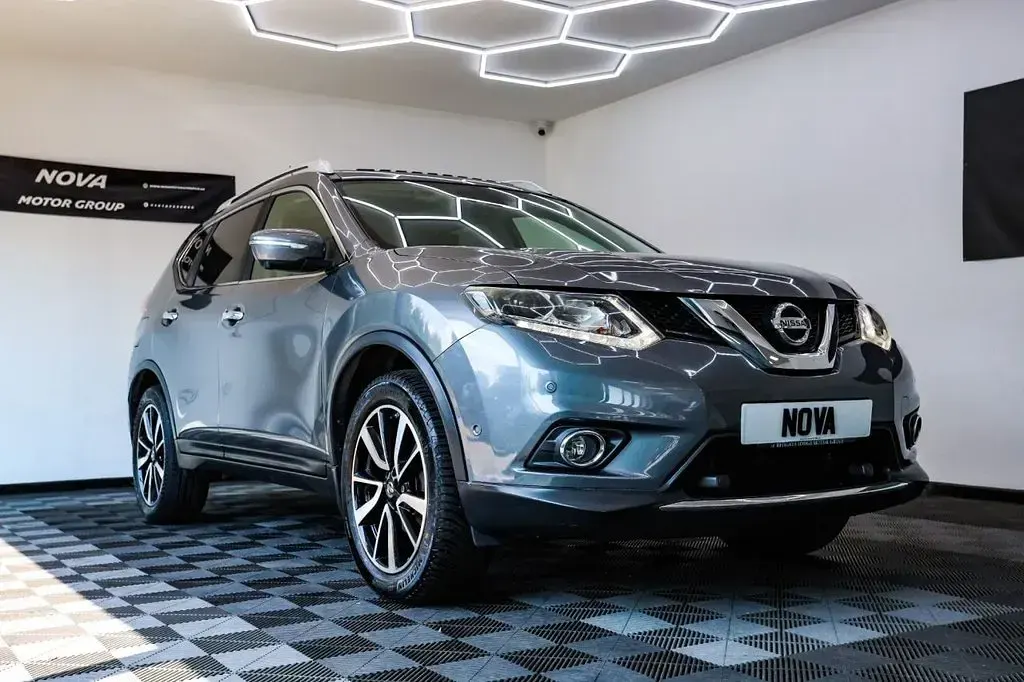Used Nissan X-Trail S 130 HP (95 kW) 2016 Grey SUV