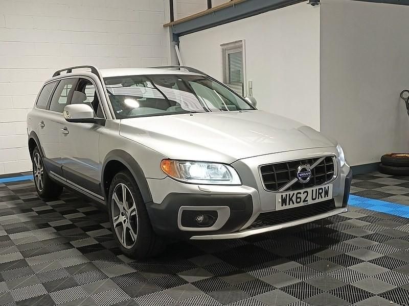 Silver Used 2012 Volvo XC70 SE Lux Estate | £4,495 (Fair price) - Image 1/4