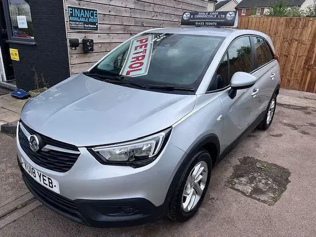 Used Vauxhall Crossland X 81 HP (59 kW) 2018 Silver SUV