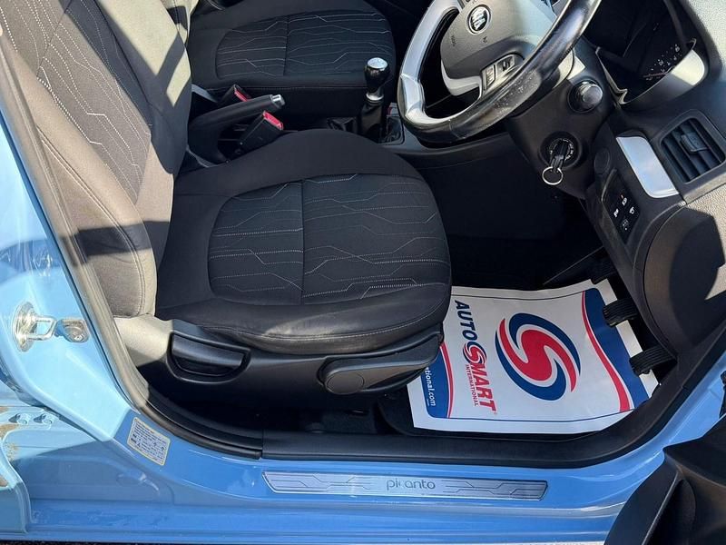 Used Kia Picanto 84 HP (61 kW) 2012 Blue Hatchback