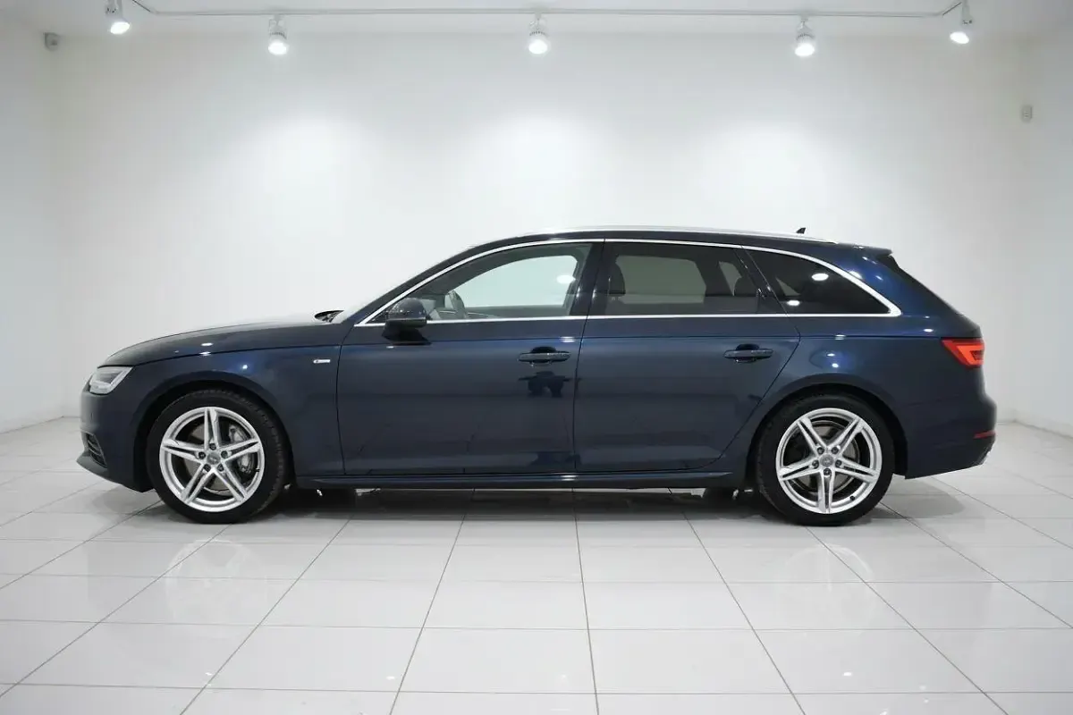 Used Audi A4 S-Line 190 HP (139 kW) 2017 Blue Estate