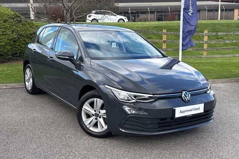 Used VW Golf VIII Life 130 HP (95 kW) 2022 Grey Hatchback