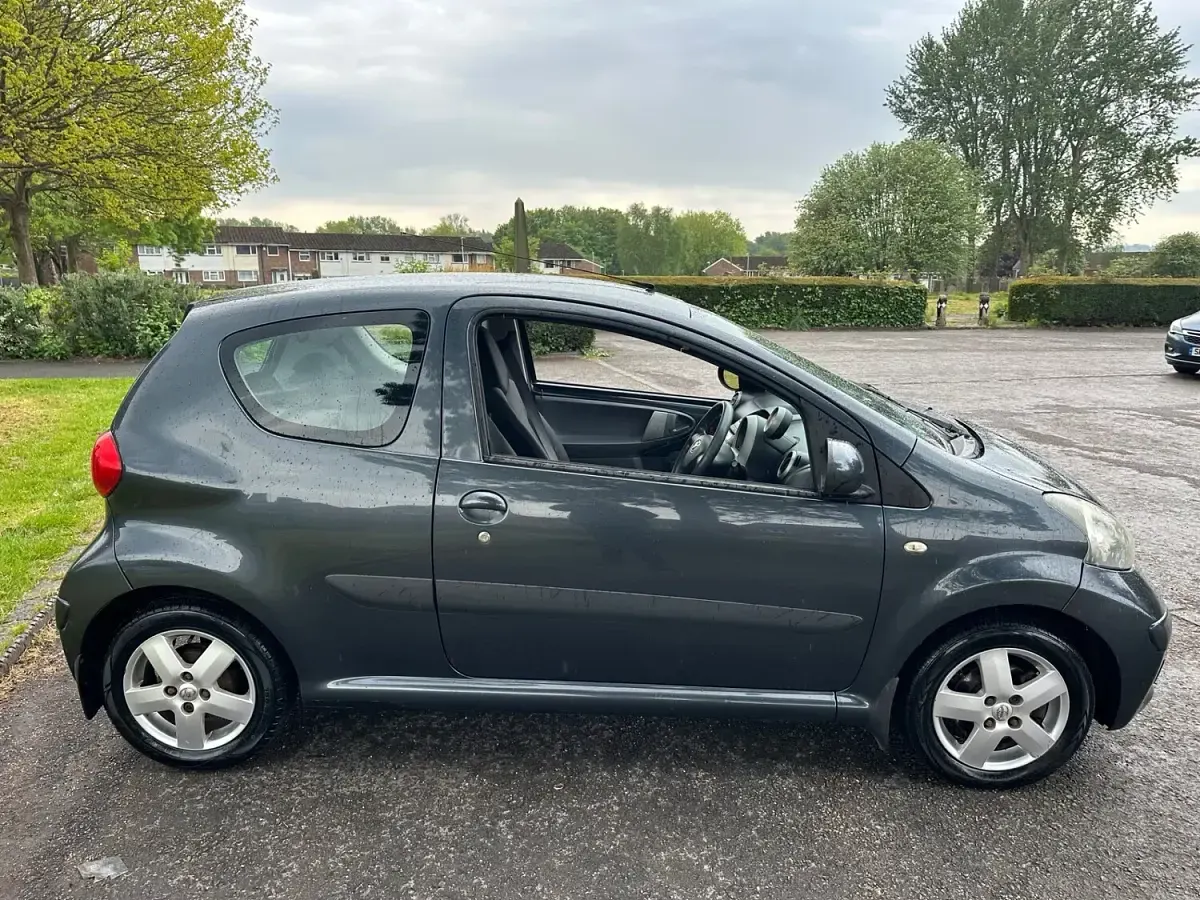 Used Toyota Aygo Sport 2005 Grey Hatchback