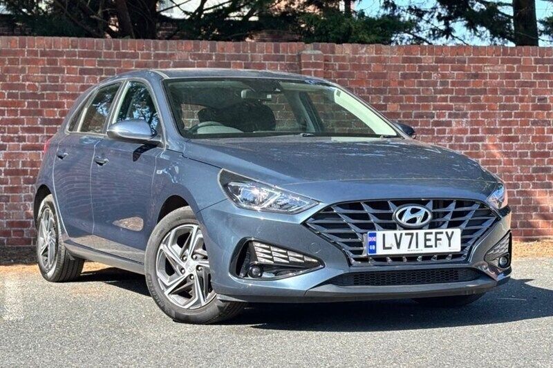 Used 2021 Hyundai i30 SE Hatchback | £12,495 (Good price) - Image 1/1