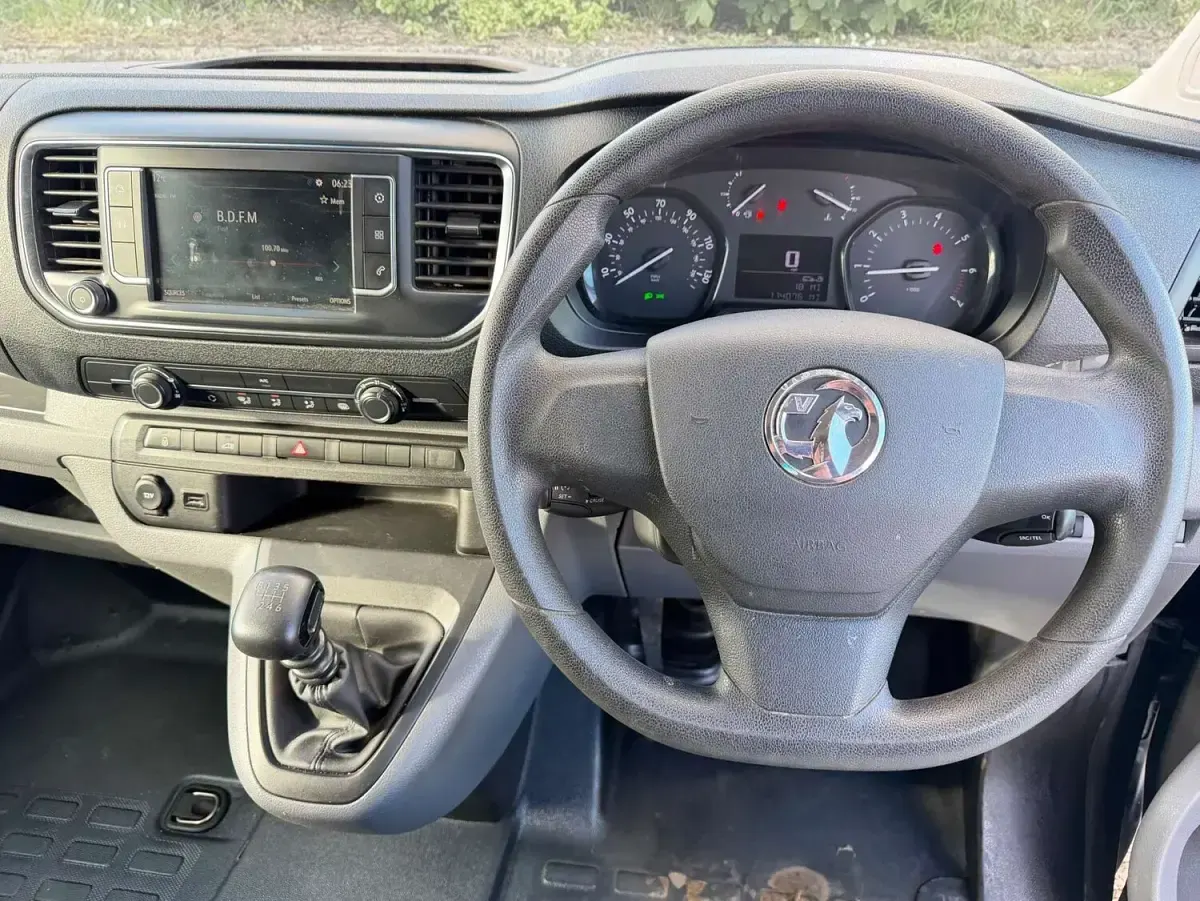 Used Vauxhall Vivaro Sportive 120 HP (88 kW) 2020 Grey MPV