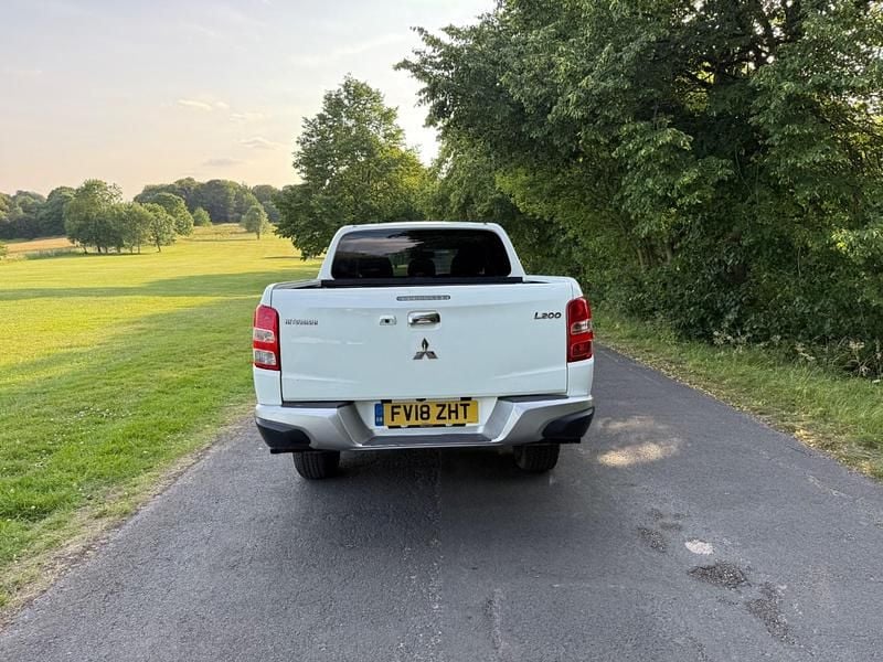 Used Mitsubishi L200 Warrior 2018 White Pickup