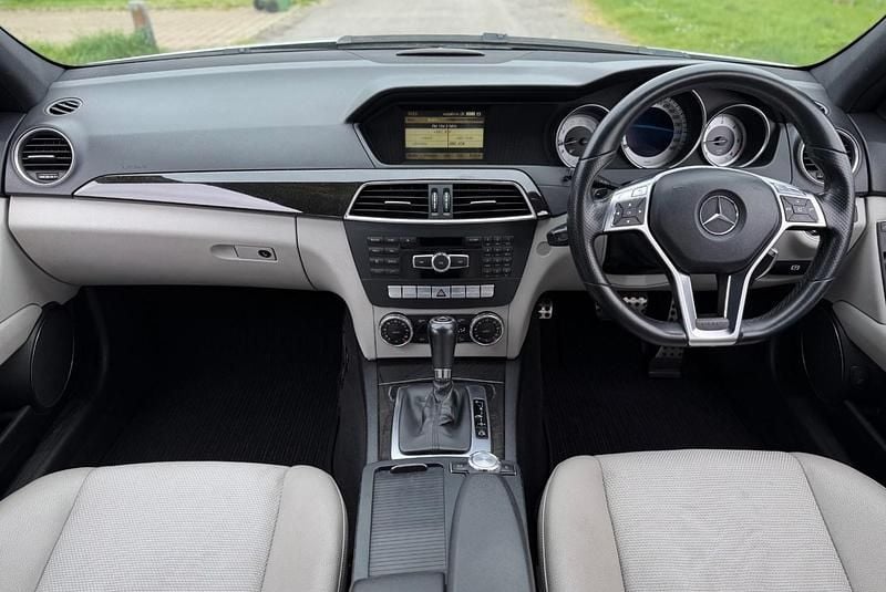 Used Mercedes C220 2011 Silver Sedan