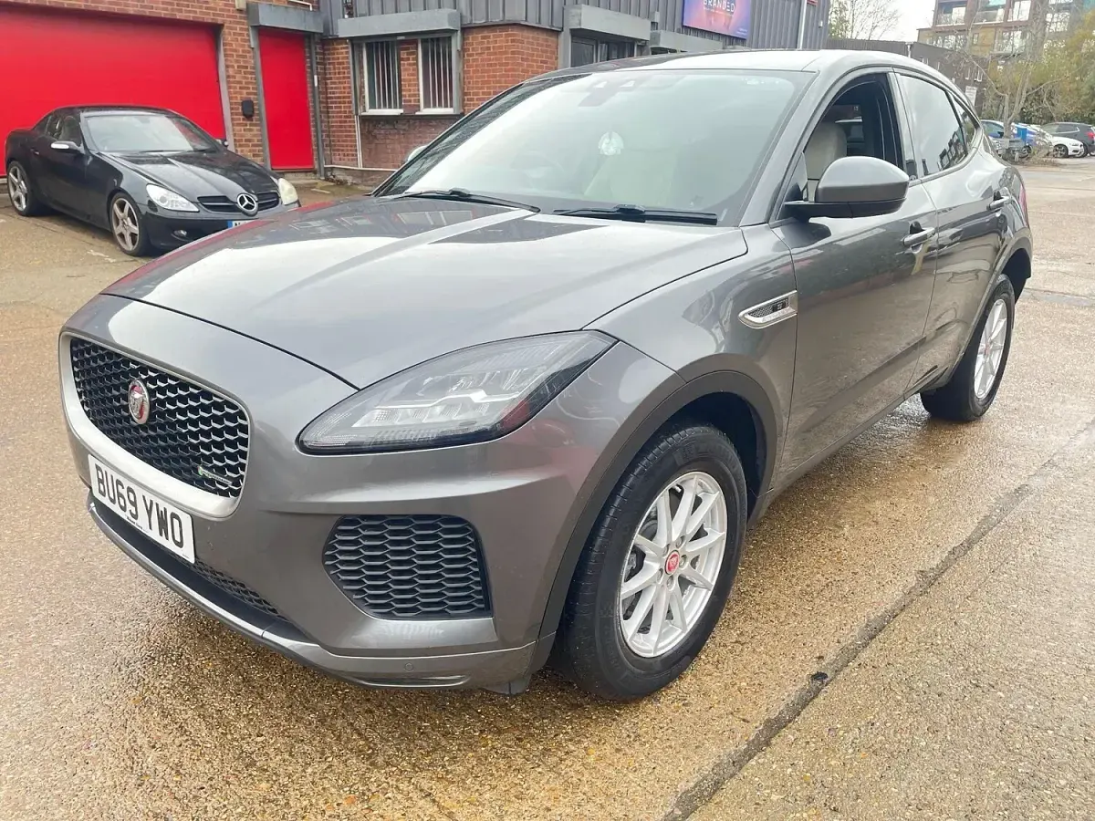 Used Jaguar E-Pace R-Dynamic 150 HP (110 kW) 2019 Grey SUV
