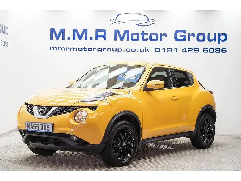 Used Nissan Juke Tekna 2015 Yellow SUV