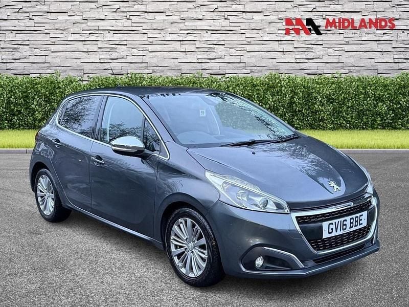 Used Peugeot 208 Allure 110 HP (80 kW) 2016 Grey Hatchback