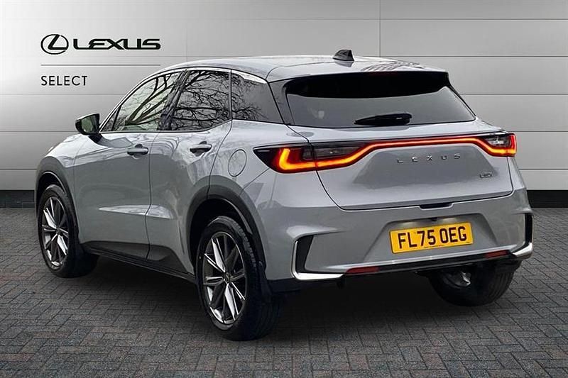 Used Lexus LBX 136 HP (100 kW) 2025 Cement grey SUV