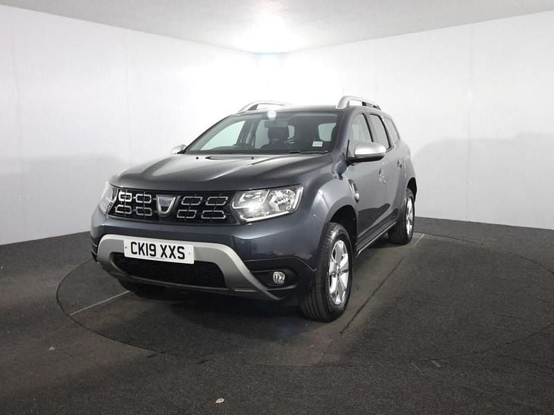 Used Dacia Duster Comfort 115 HP (84 kW) 2019 Grey SUV