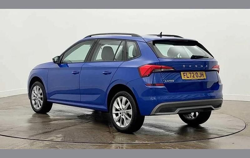 Used Skoda Kamiq SE 115 HP (84 kW) 2022 Blue SUV