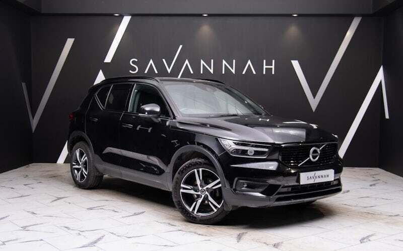 Black Used 2021 Volvo XC40 R-Design SUV | £20,590 (Fair price) - Image 1/4