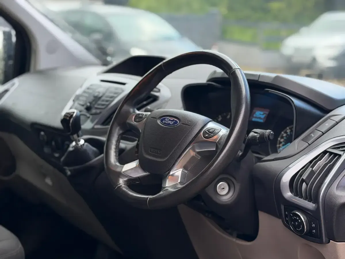 Used Ford Tourneo Custom Titanium 2018 Black Van