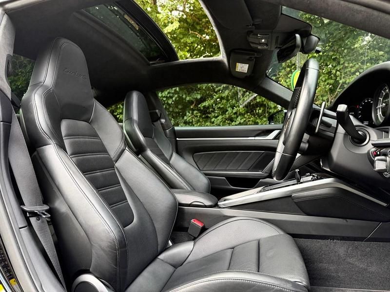 Used Porsche 911 834 HP (613 kW) 2021 Black Coupe