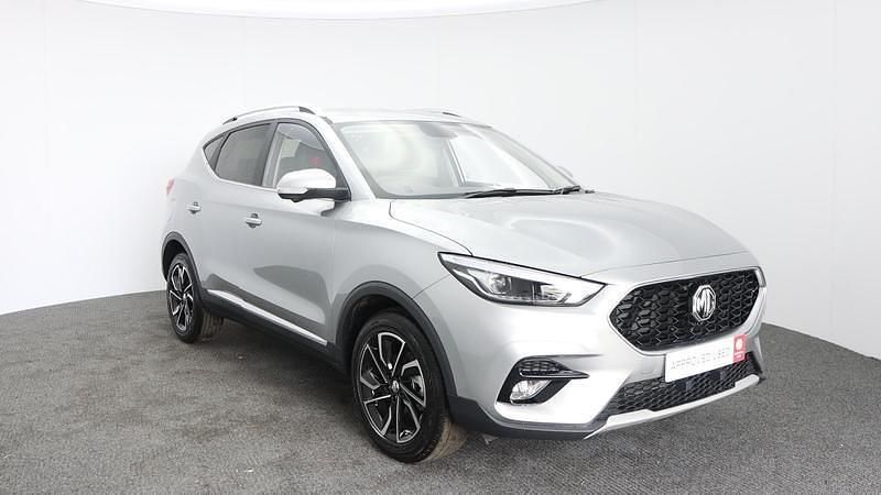 Used MG ZS Exclusive 106 HP (77 kW) 2024 Silver SUV