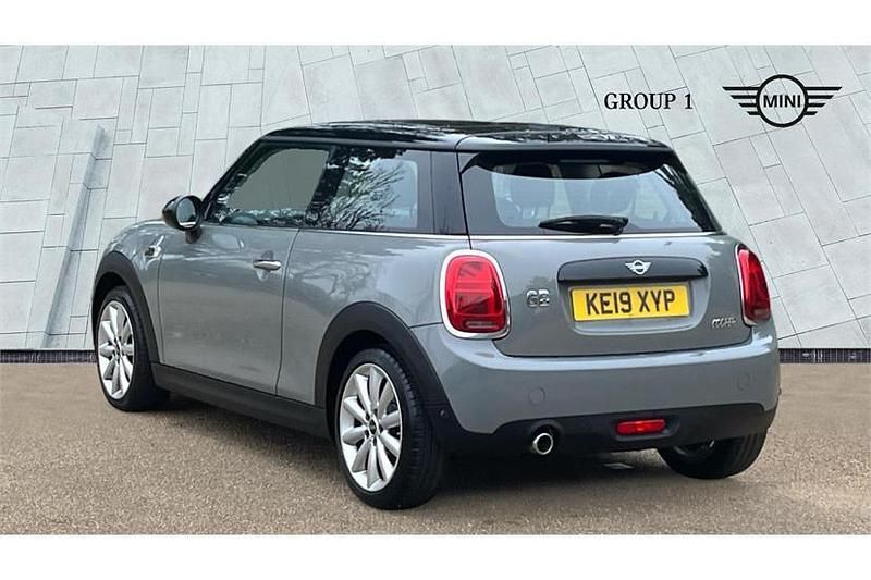Used Mini Cooper Classic 136 HP (100 kW) 2019 Grey Hatchback