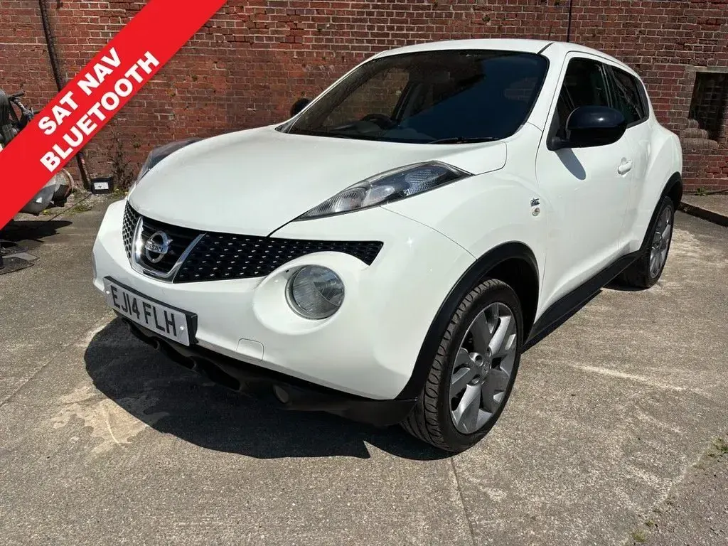 Usado Nissan Juke N-TEC 110 HP (80 kW) 2014 Branco SUV