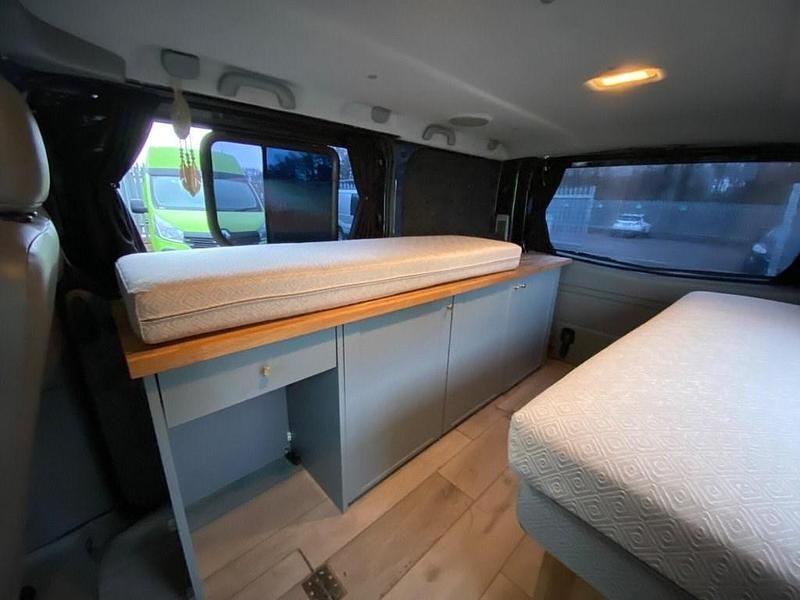 Used Renault Trafic 115 HP (84 kW) 2010 Black MPV