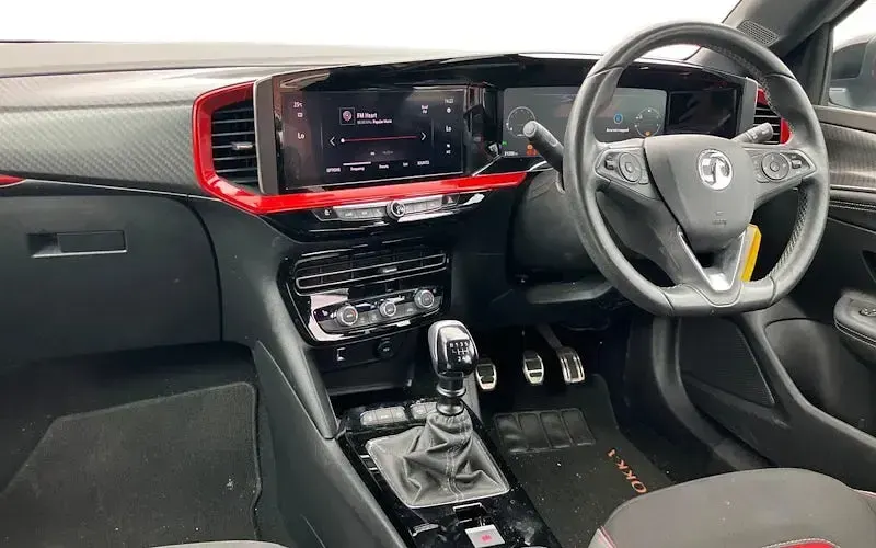 Used Vauxhall Mokka 101 HP (74 kW) 2025 SUV
