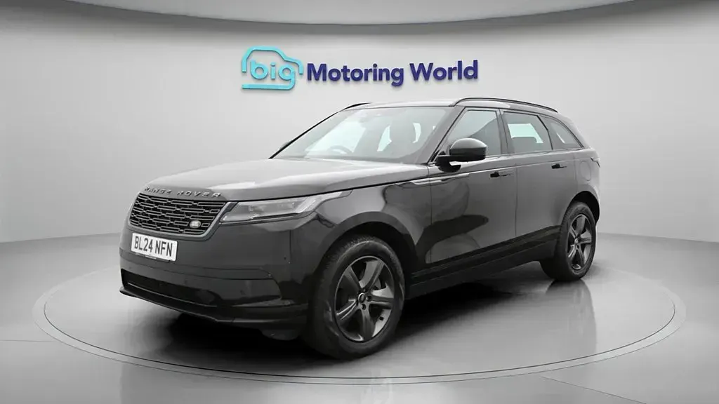 Second-hand Land Rover Range Rover Velar S 404 CP (297 kW) 2024 Negru SUV