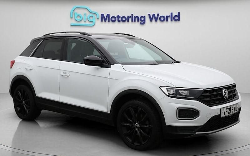 Used 2021 VW T-Roc Black Edition SUV | £17,651 (Good price) - Image 1/4