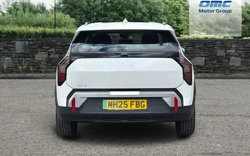 Used Kia EV3 Air 150 kW (204 HP) 2025 White SUV