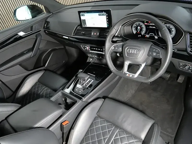 Używany Audi Q5 Comfort 299 KM (219 kW) 2022 Niebieski SUV