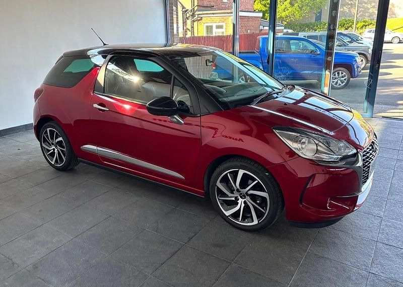 Red Used 2017 DS Automobiles DS3 Connected Chic Hatchback | £8,900 - Image 1/4