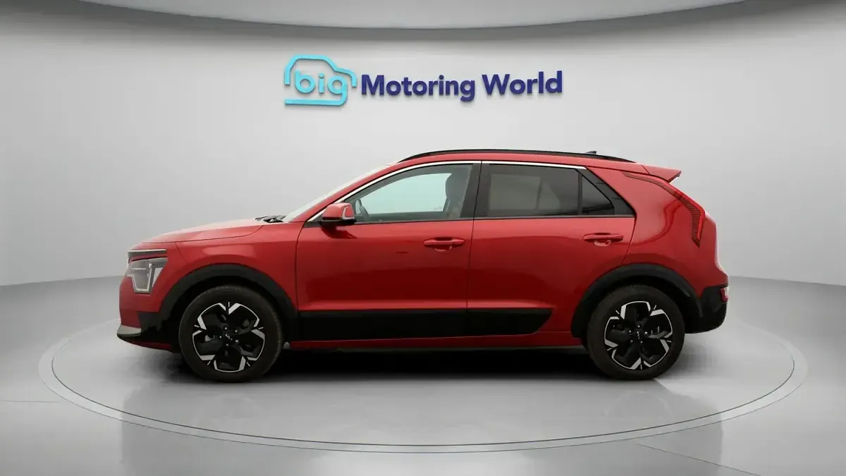 Used Kia e-Niro 147 kW (201 HP) 2024 Red SUV