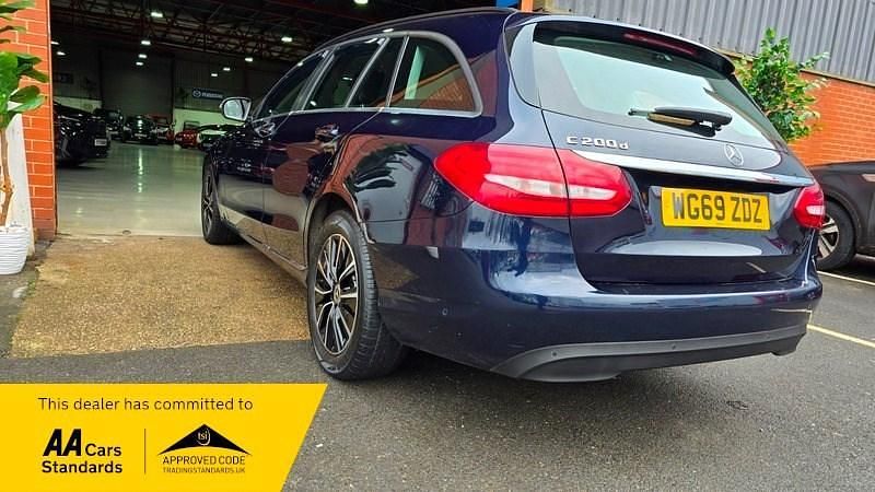 Used Mercedes C200 SE 2020 Blue