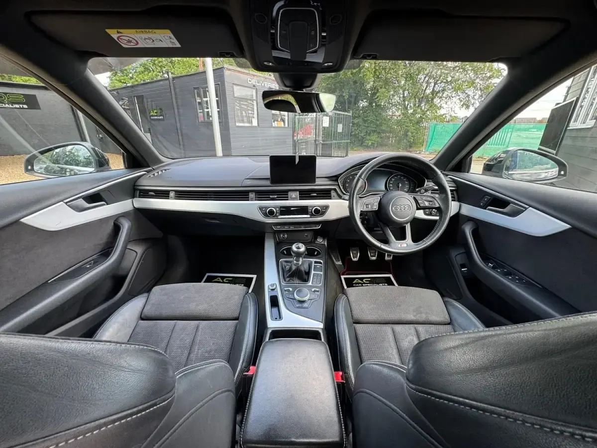 Used Audi A4 S-Line 150 HP (110 kW) 2018 Black Sedan