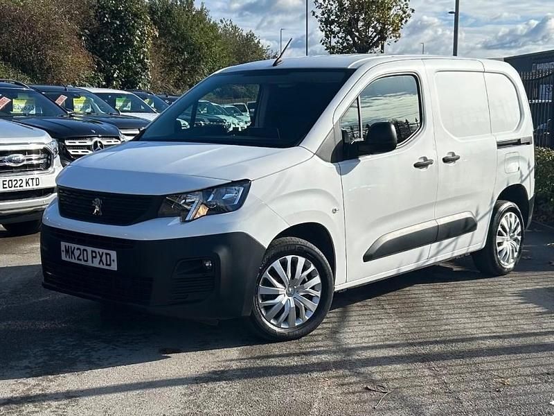 White Used 2020 Peugeot Partner MPV | £8,250 (Fair price) - Image 1/3