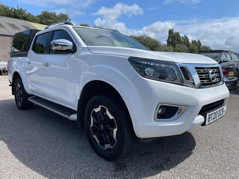 White Used 2020 Nissan Navara Tekna Pickup | £17,750 (A bit pricey) - Image 1/4