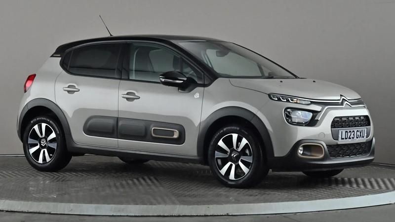Used Citroën C3 PureTech 83 HP (61 kW) 2023 Beige Hatchback