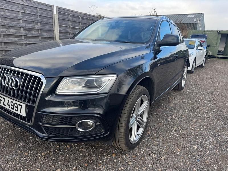 Black Used 2013 Audi Q5 S-line plus SUV | £6,795 (Fair price) - Image 1/4