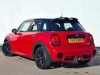 Used Mini Cooper S Sport 192 HP (141 kW) 2019 Red Hatchback