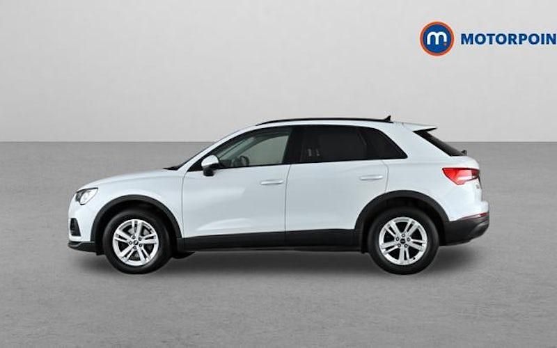Begagnad Audi Q3 150 HK (110 kW) 2023 SUV