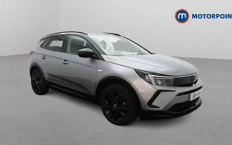 Used Vauxhall Grandland X 131 HP (96 kW) 2023 SUV