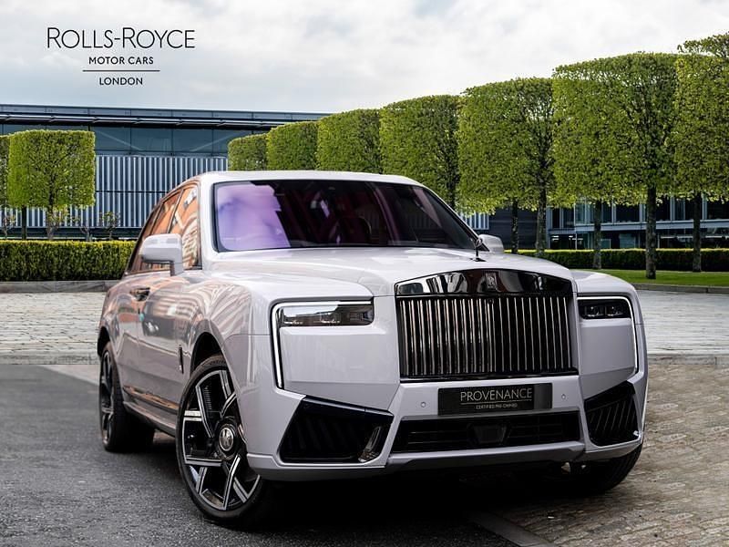 New Rolls Royce Cullinan 571 HP (419 kW) 2025 Tempest grey SUV