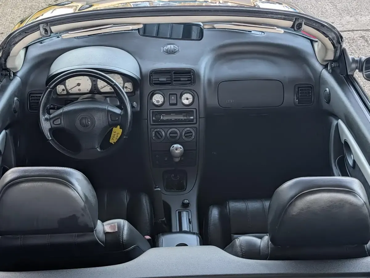 Used Rover MGF 2000 Black Cabriolet