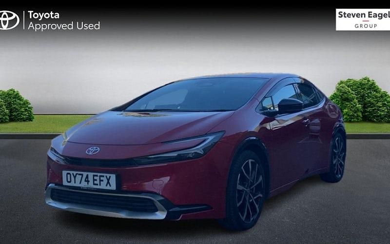 Used Toyota Prius 223 HP (164 kW) 2024 Red Hatchback