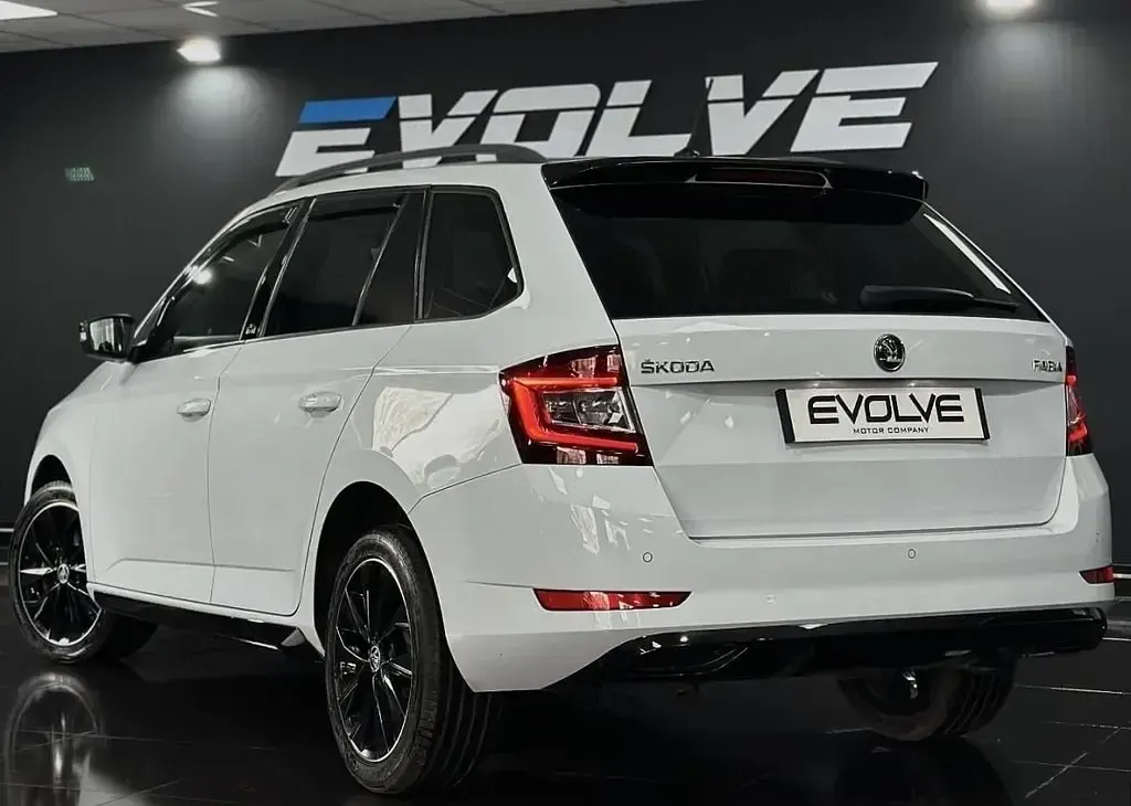 Gebraucht Skoda Fabia Monte Carlo 110 PS (80 kW) 2019 Weiß Kombi