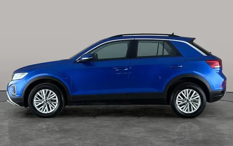 Used VW T-Roc Life 116 HP (85 kW) 2023 Blue SUV