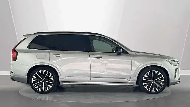 Used Volvo XC90 Ultra 449 HP (330 kW) 2025 SUV