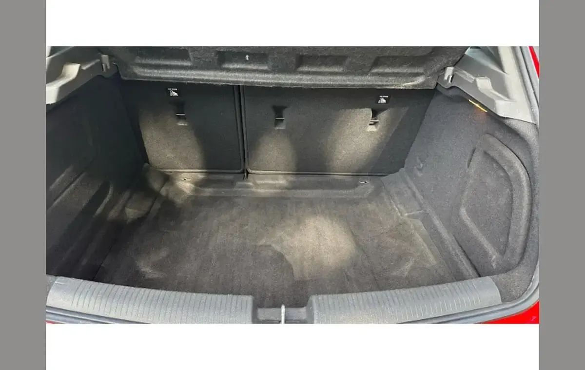 Gebraucht Vauxhall Astra SRi 150 PS (110 kW) 2017 Rot Kleinwagen