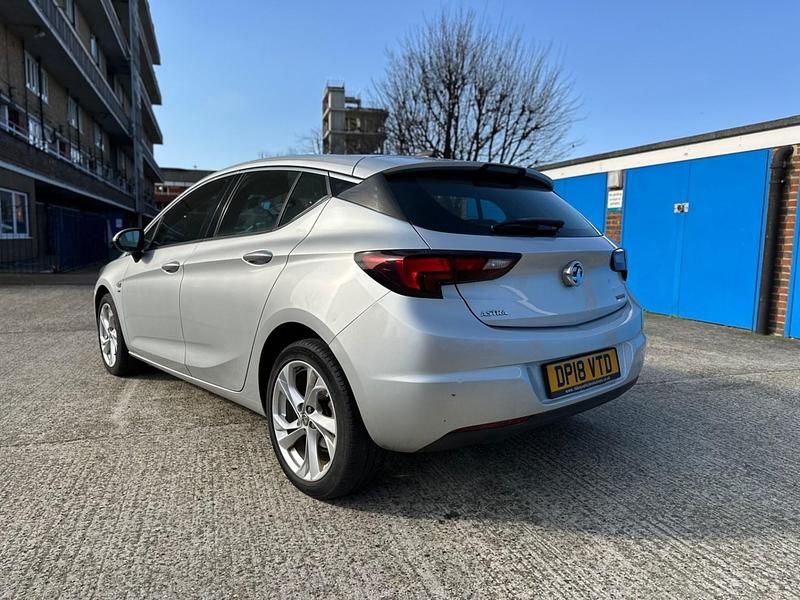 Used Vauxhall Astra SRi 2018 Silver Hatchback