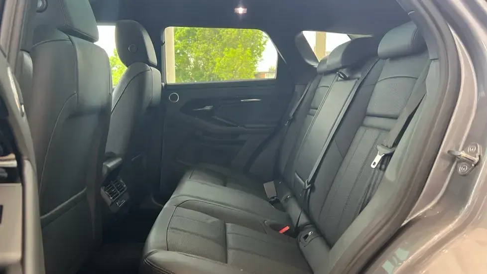 Used Land Rover Range Rover evoque HSE Dynamic 204 HP (150 kW) 2025 Metallic  eiger grey Hatchback