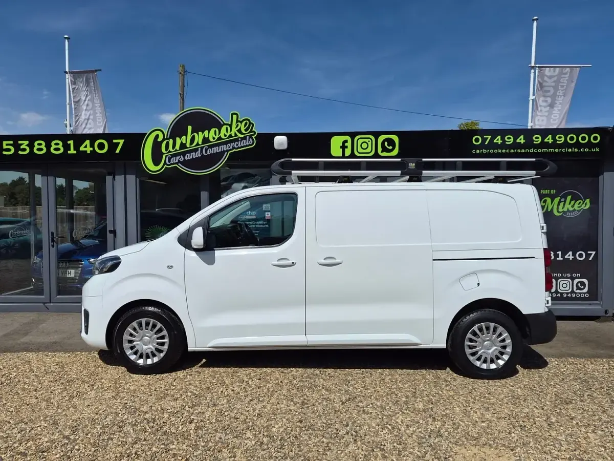 Used Toyota Proace Comfort 120 HP (88 kW) 2016 White MPV